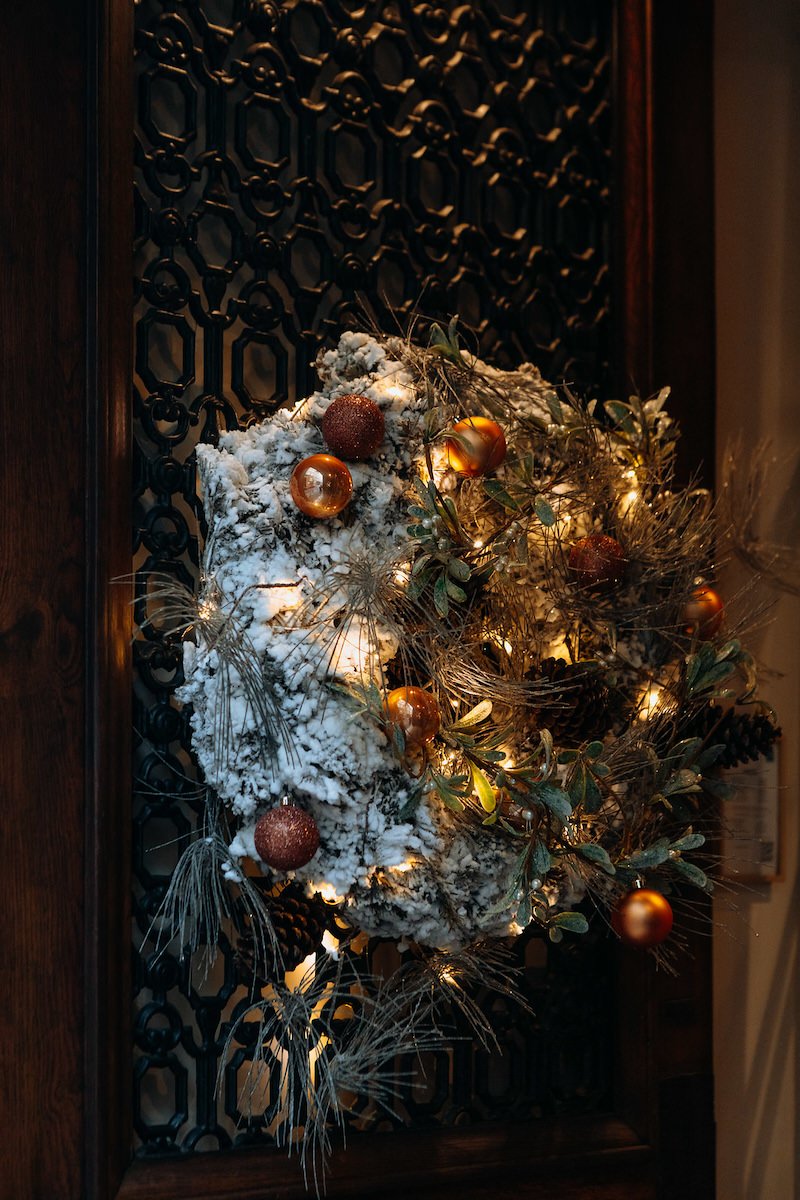 The 2023 Christmas decorations at the Hotel Saint-André des Arts