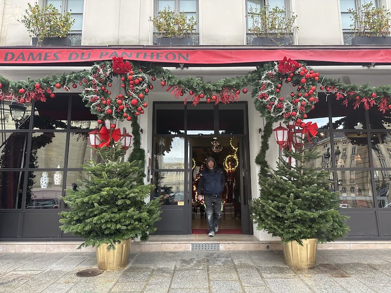 Les décorations de Noël 2024 à l'Hôtel les Dames du Panthéon